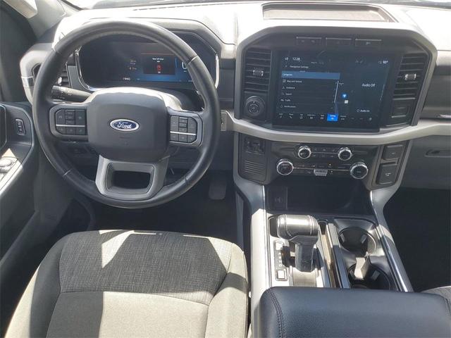Photo of 2023 Oxford White Ford F-150 Lightning