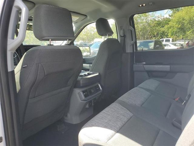Photo of 2023 Oxford White Ford F-150 Lightning