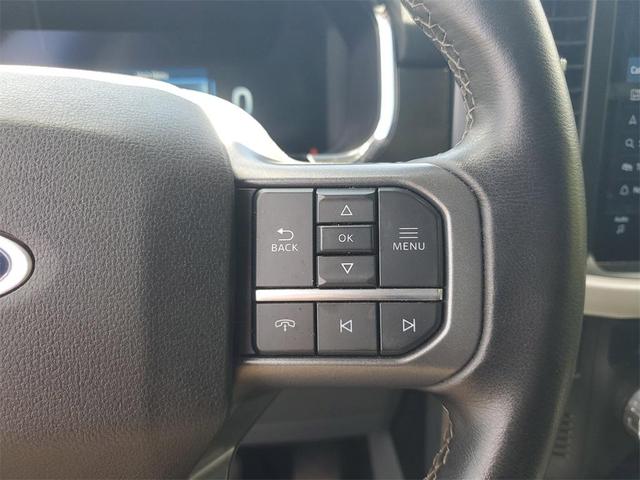 Photo of 2023 Oxford White Ford F-150 Lightning