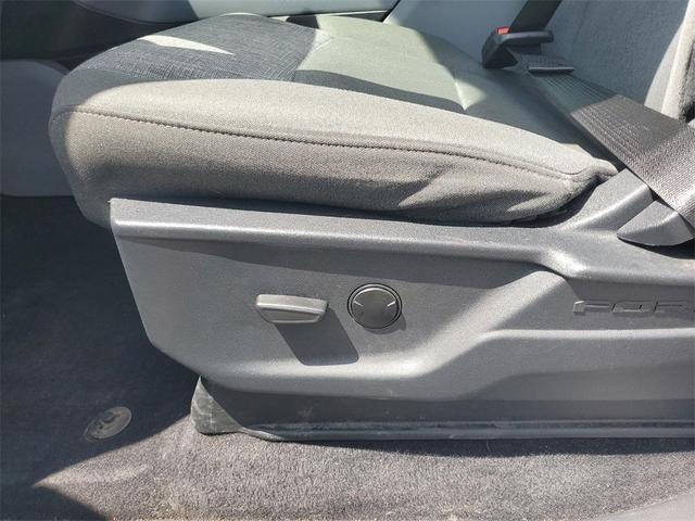 Photo of 2023 Oxford White Ford F-150 Lightning
