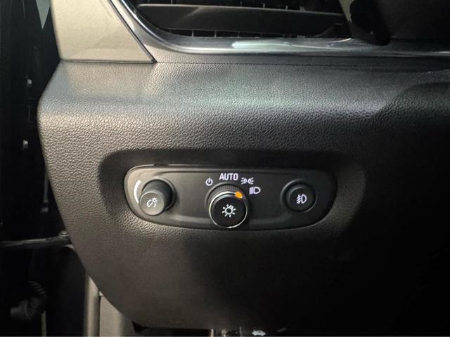Photo of 2020 Graphite Metallic Chevrolet Traverse