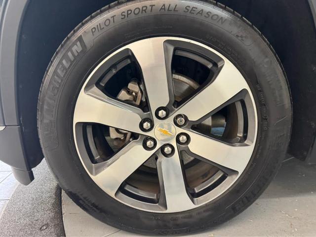 Photo of 2020 Graphite Metallic Chevrolet Traverse