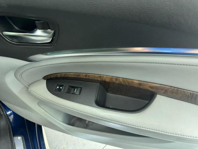 Photo of 2020 Fathom Blue Pearl Acura MDX