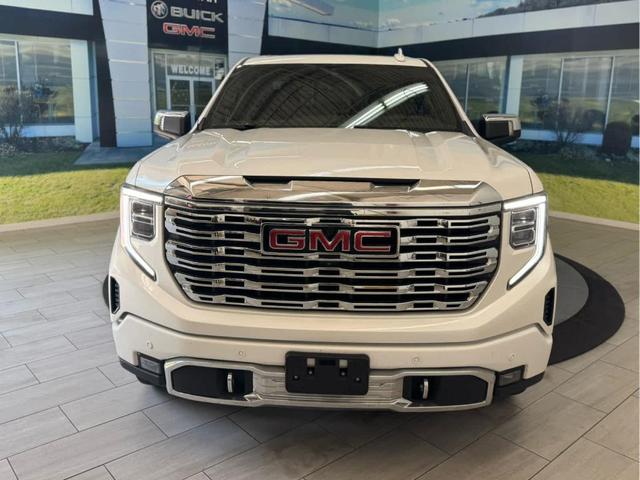 Photo of 2022 White Frost Tri-Coat GMC Sierra 1500