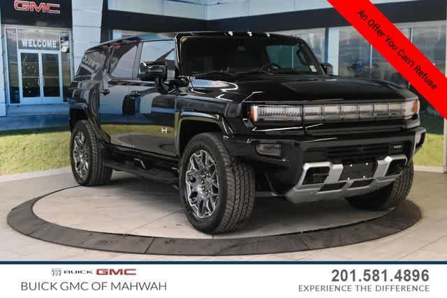 Photo of 2024 Black GMC HUMMER EV SUV