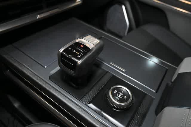 Photo of 2024 Black GMC HUMMER EV SUV