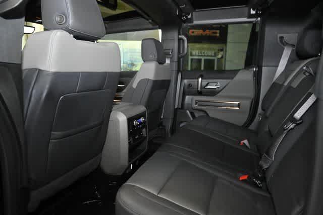 Photo of 2024 Black GMC HUMMER EV SUV