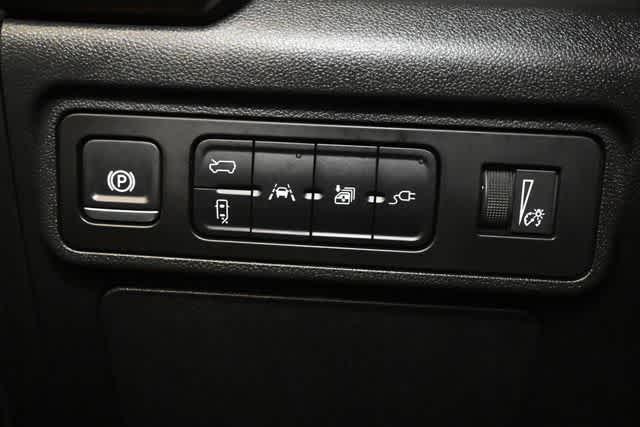 Photo of 2024 Black GMC HUMMER EV SUV