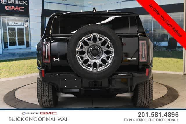 Photo of 2024 Black GMC HUMMER EV SUV