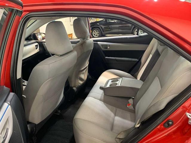 Photo of 2016 Barcelona Red Metallic Toyota Corolla