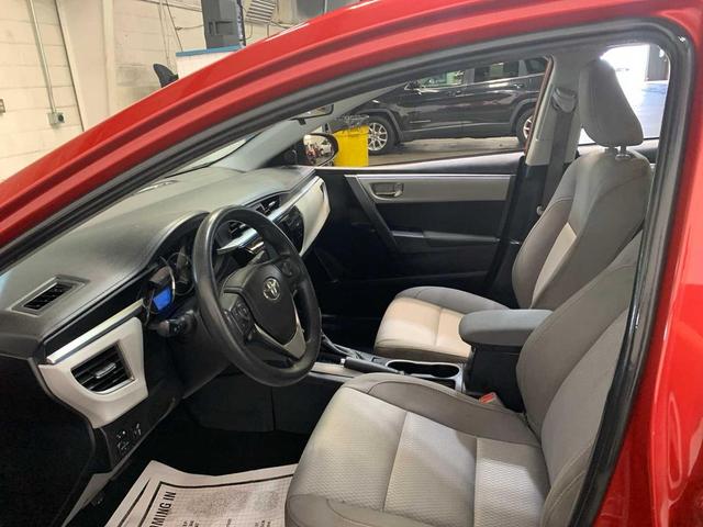 Photo of 2016 Barcelona Red Metallic Toyota Corolla