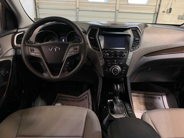 Photo of 2018 Mineral Gray Hyundai Santa Fe Sport