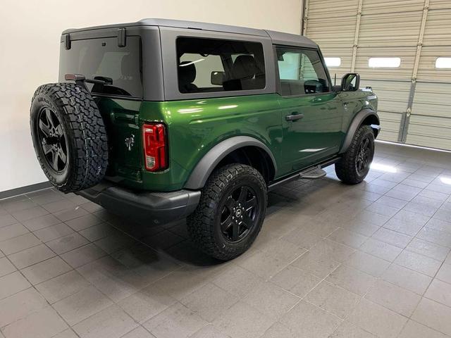 Photo of 2023 Eruption Green Metallic Ford Bronco