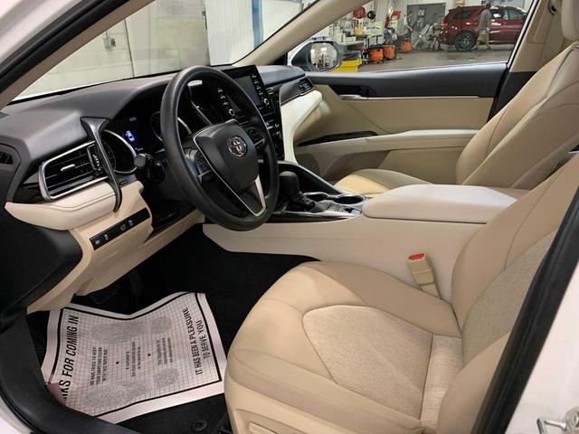 Photo of 2023 Ice Cap Toyota Camry