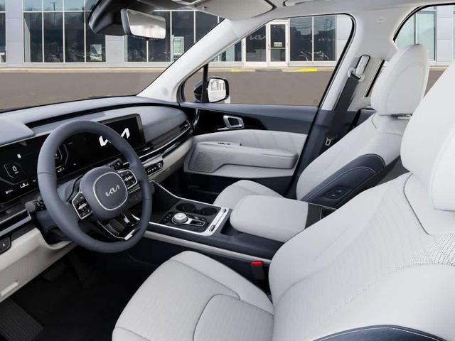 Photo of 2026 SILVER Kia Carnival Hybrid