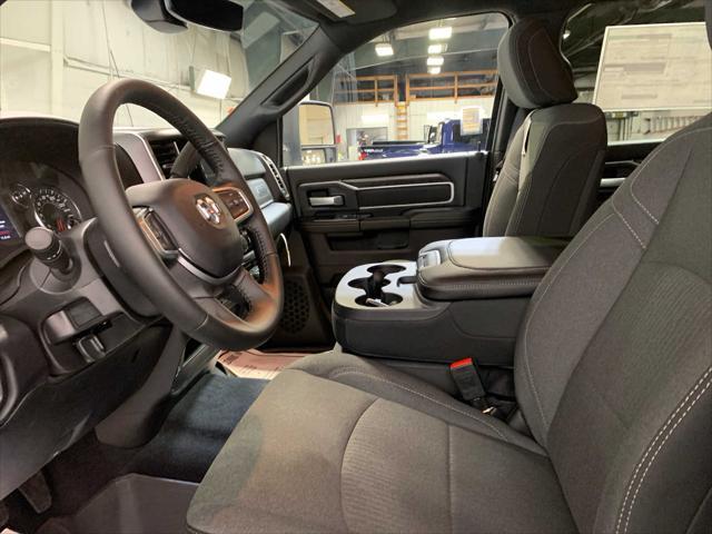 Photo of 2024 Billet Silver Metallic Clearcoat RAM 2500