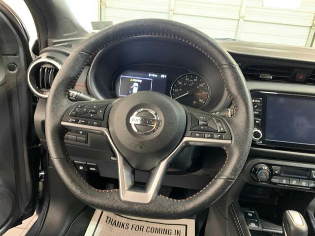 Photo of 2021 Gun Metallic Nissan Kicks