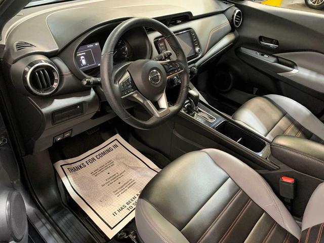 Photo of 2021 Gun Metallic Nissan Kicks