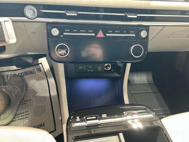Photo of 2025 Ultimate Red Hyundai TUCSON Hybrid