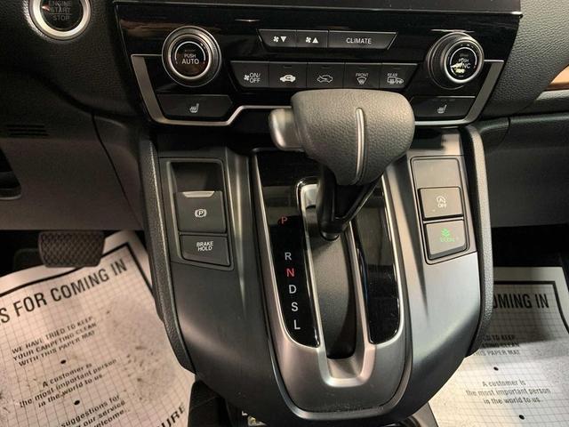 Photo of 2022 Platinum White Pearl Honda CR-V
