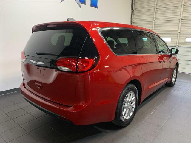 Photo of 2025 Red Hot Pearlcoat Chrysler Voyager