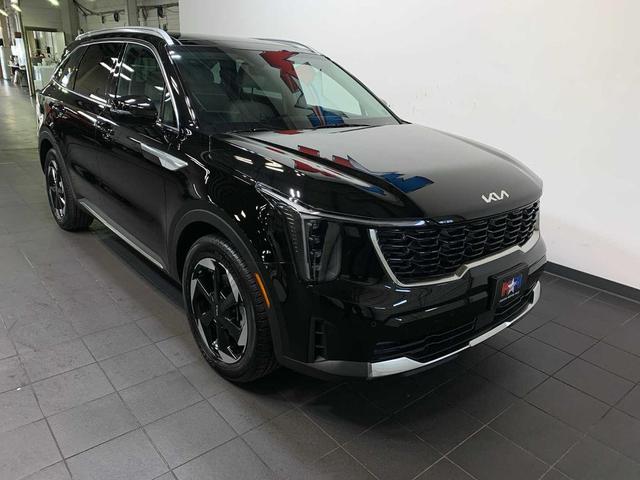 Photo of 2025 Aurora Black Pearl Kia Sorento Hybrid