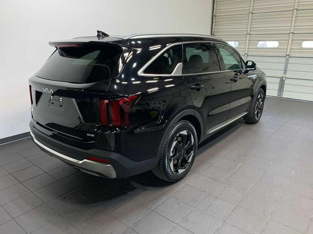 Photo of 2025 Aurora Black Pearl Kia Sorento Hybrid