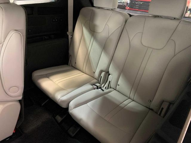 Photo of 2025 Aurora Black Pearl Kia Sorento Hybrid