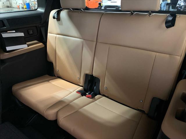 Photo of 2025 Phantom Black Hyundai SANTA FE