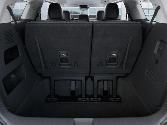 Photo of 2026 SNOW WHITE Kia Carnival Hybrid