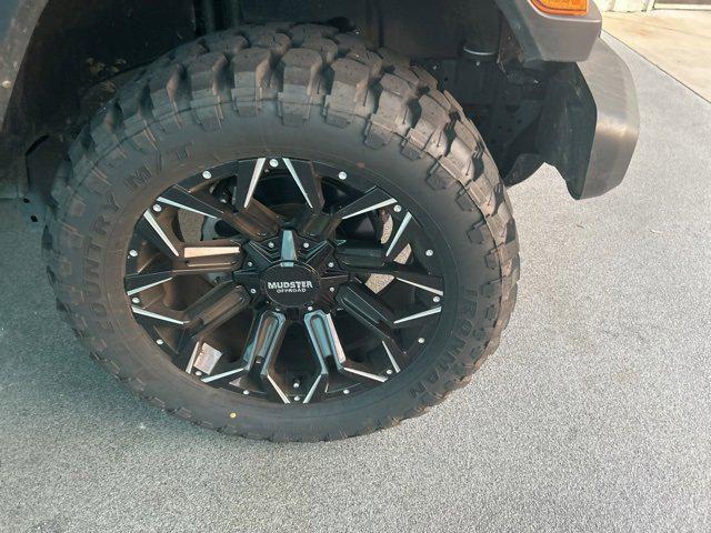 Photo of 2023 Sarge Green Clearcoat Jeep Gladiator