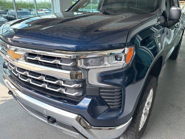 Photo of 2023 Blue Chevrolet Silverado 1500