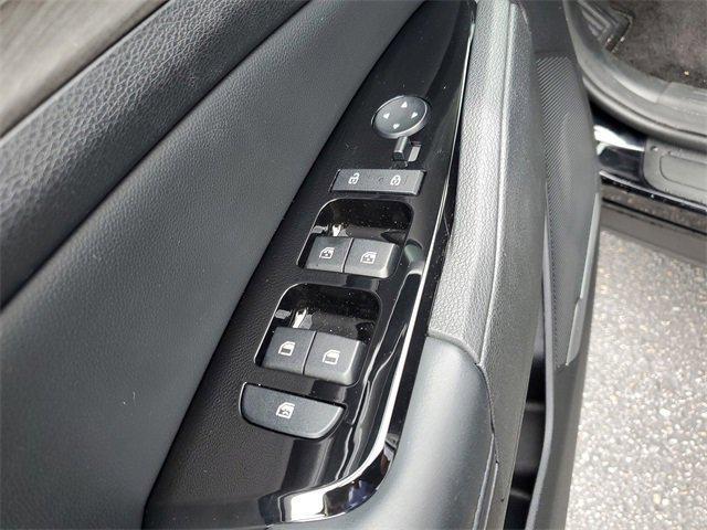 Photo of 2023 Ebony Black Kia Sportage