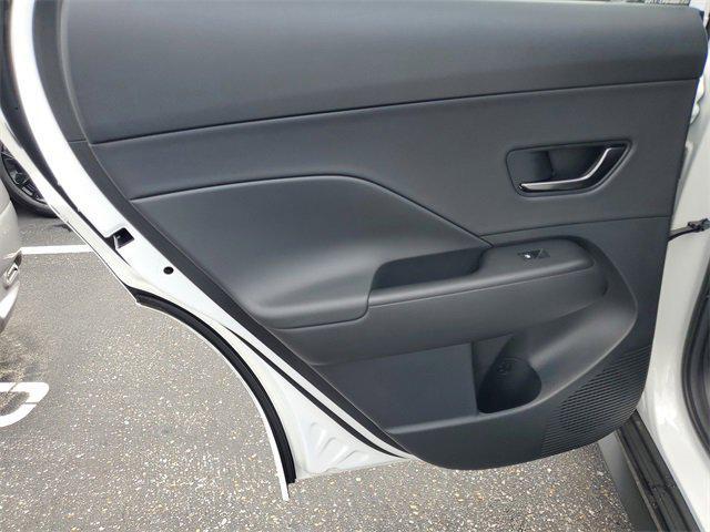 Photo of 2025 White Hyundai KONA