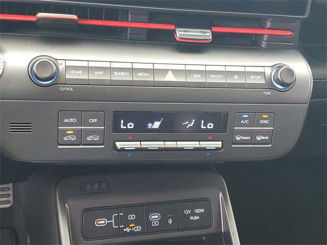 Photo of 2025 White Hyundai KONA