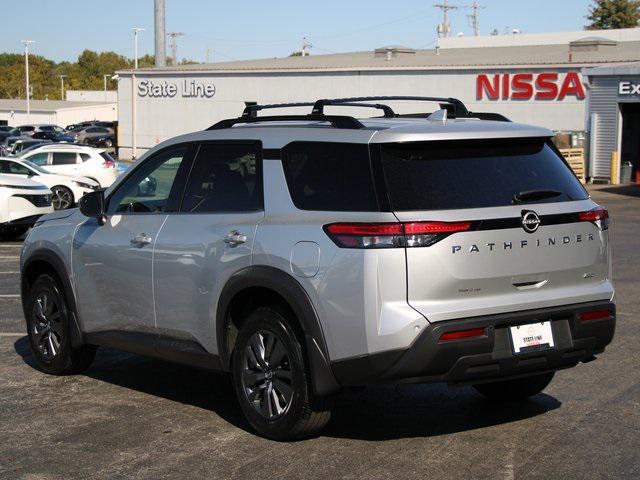 Photo of 2025 Brilliant Silver Metallic Nissan Pathfinder