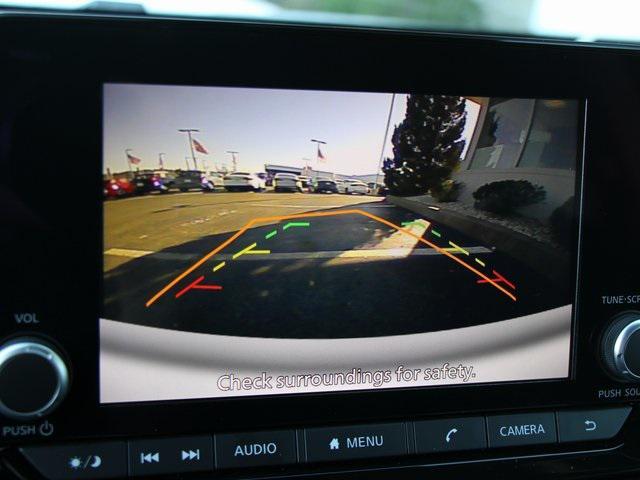 Photo of 2025 Brilliant Silver Metallic Nissan Pathfinder