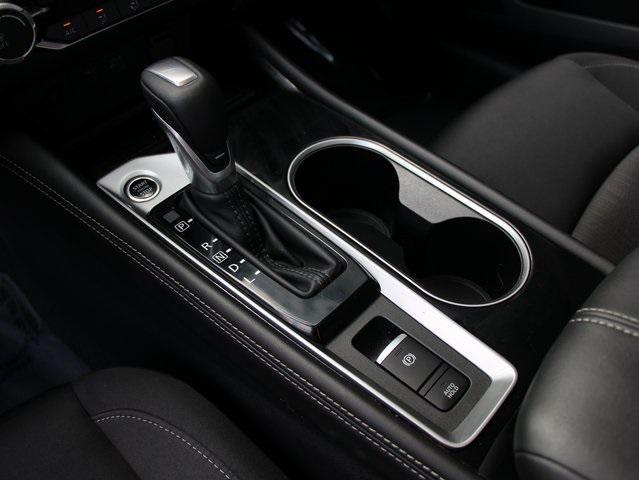 Photo of 2024 Gun Metallic Nissan Altima