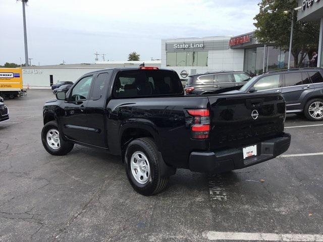 Photo of 2024 Super Black Nissan Frontier