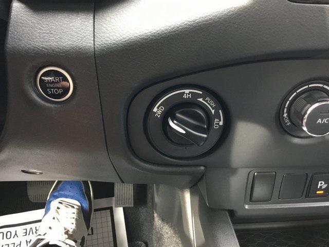 Photo of 2024 Super Black Nissan Frontier