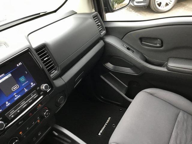 Photo of 2024 Super Black Nissan Frontier