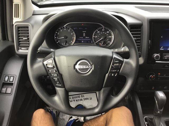 Photo of 2024 Super Black Nissan Frontier