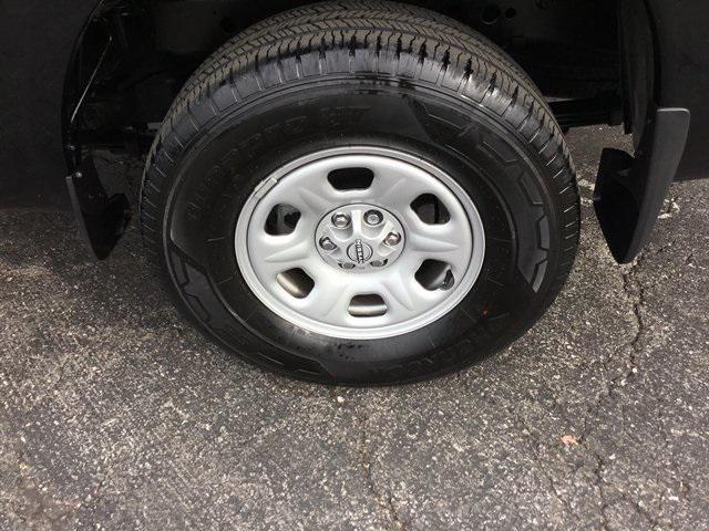 Photo of 2024 Super Black Nissan Frontier