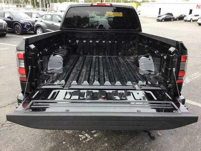 Photo of 2024 Super Black Nissan Frontier
