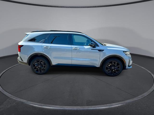 Photo of 2023 Wolf Gray Kia Sorento