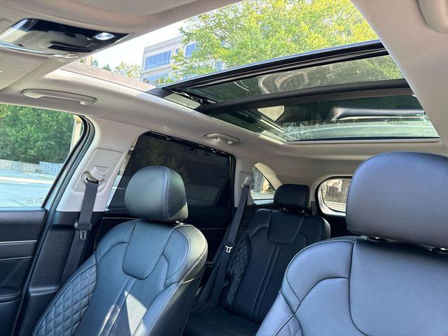 Photo of 2023 Wolf Gray Kia Sorento