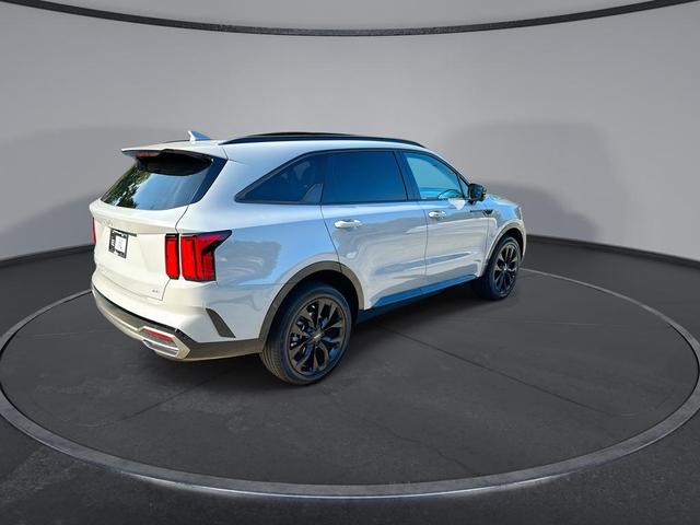 Photo of 2023 Wolf Gray Kia Sorento