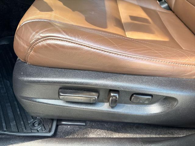 Photo of 2018 White Diamond Pearl Acura MDX