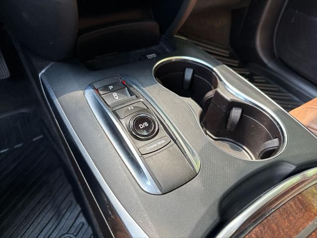 Photo of 2018 White Diamond Pearl Acura MDX
