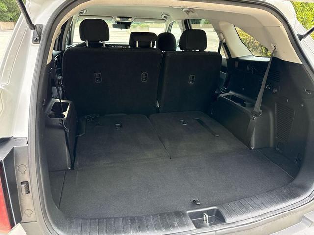 Photo of 2021 Glacial White Pearl Kia Sorento